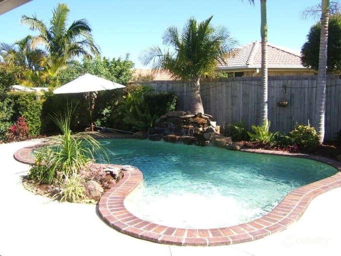 82 Avondale Dr, Banora Point, NSW 2486