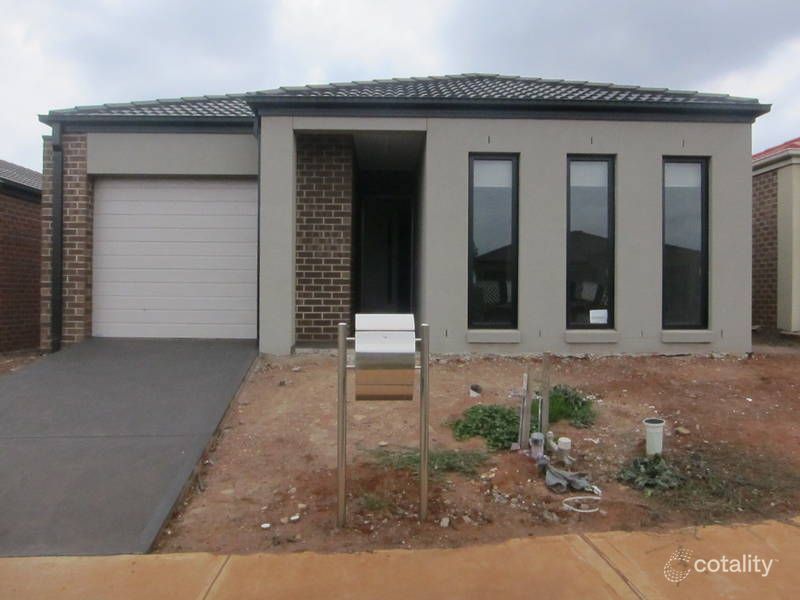 13 Opal St, Cobblebank, VIC 3338