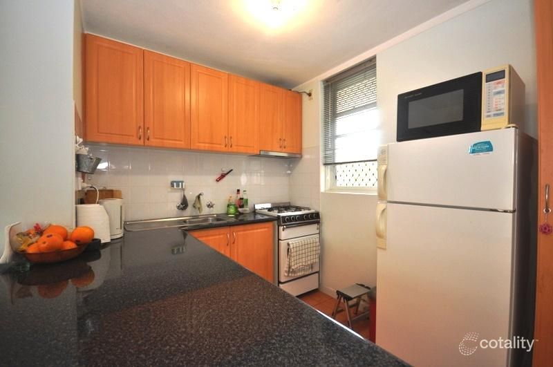 21/3 Russell Ave, North Perth, WA 6006