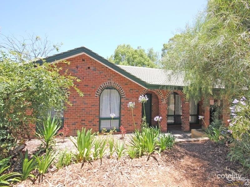 19 Albert Tce, Morphett Vale, SA 5162
