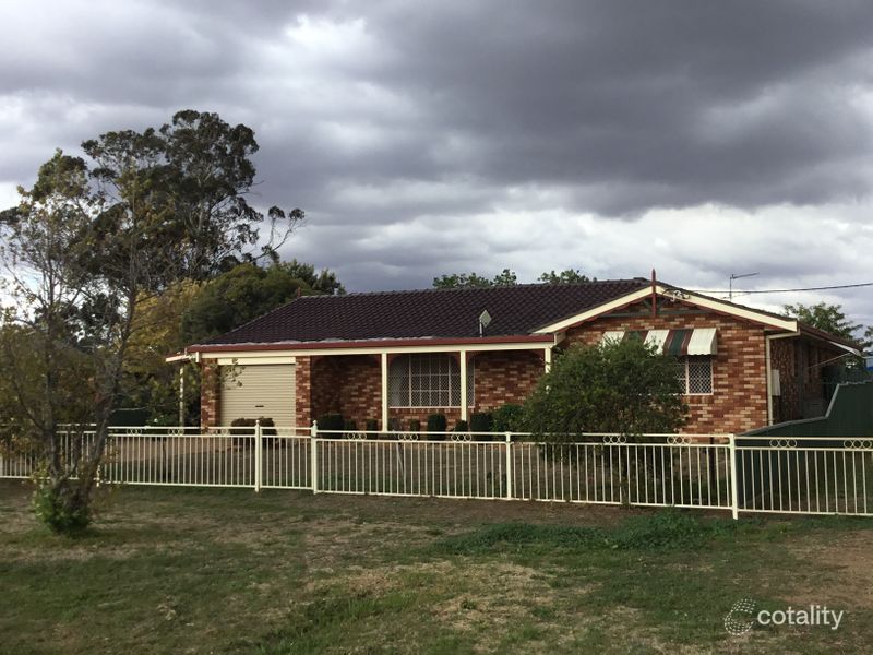 9 South St, Manilla, NSW 2346