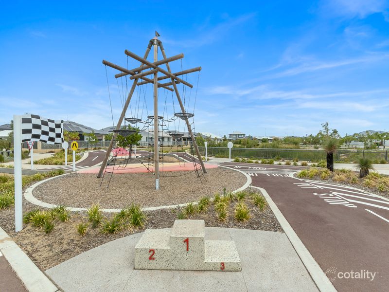 8 Morlup Rd, Harrisdale, WA 6112