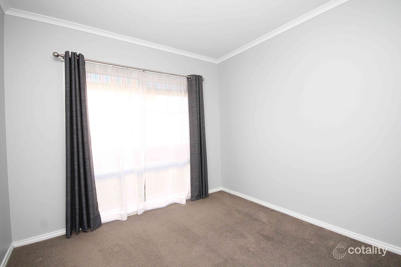 2/2 Windsor Cres, Horsham, VIC 3400