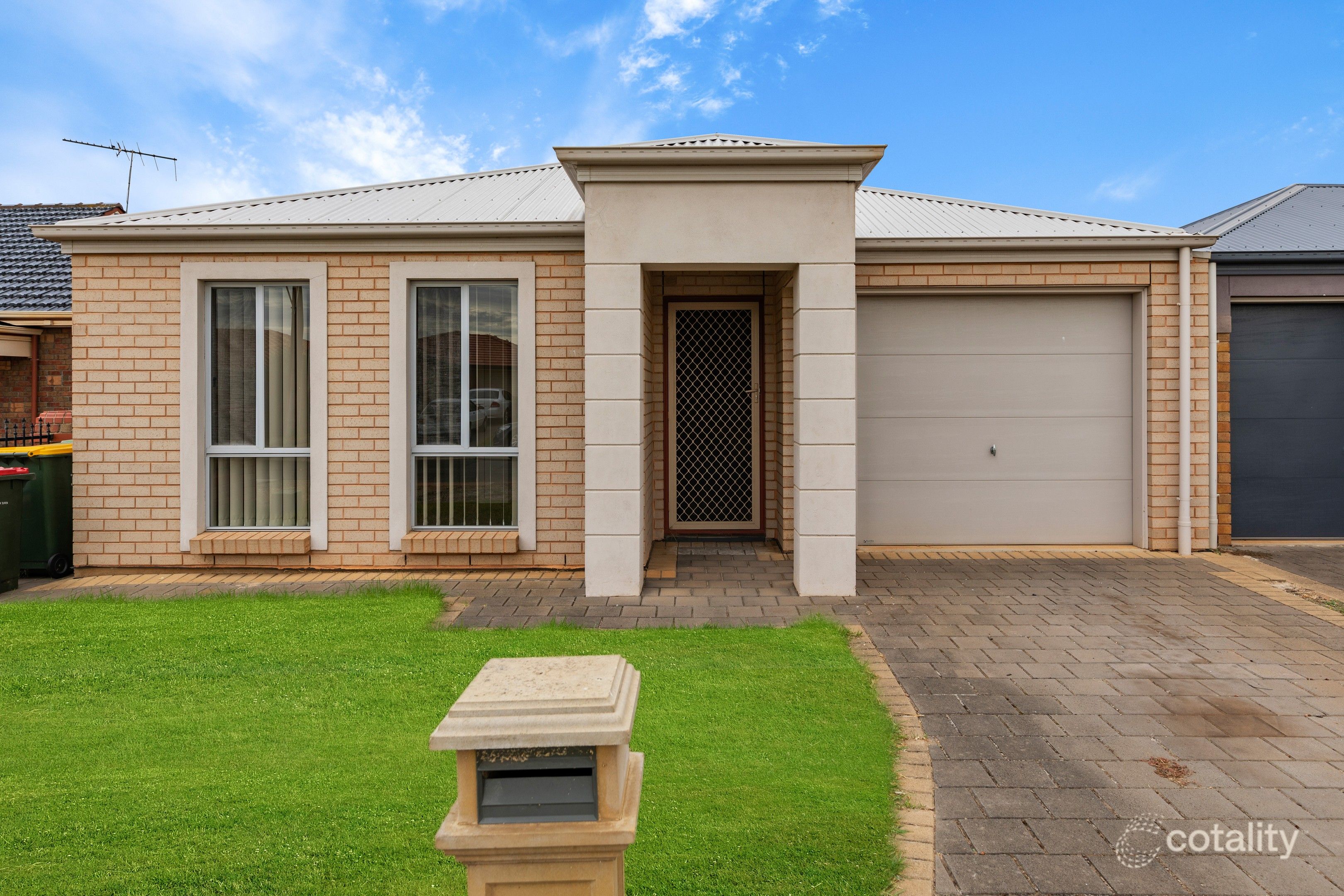 35 Ponderosa Rd, Munno Para West, SA 5115