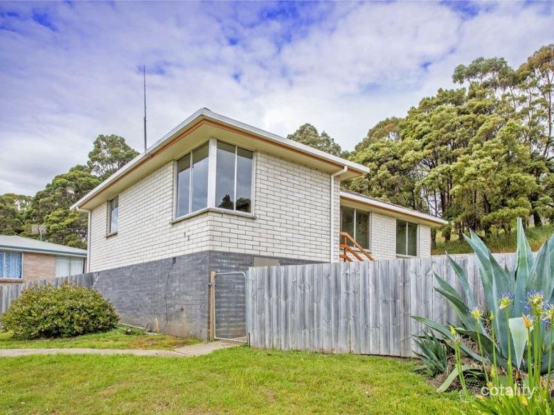 92 Simpson St, Somerset, TAS 7322