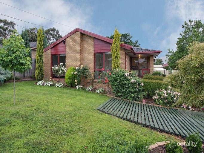 17 Branch Rd, Bayswater North, VIC 3153