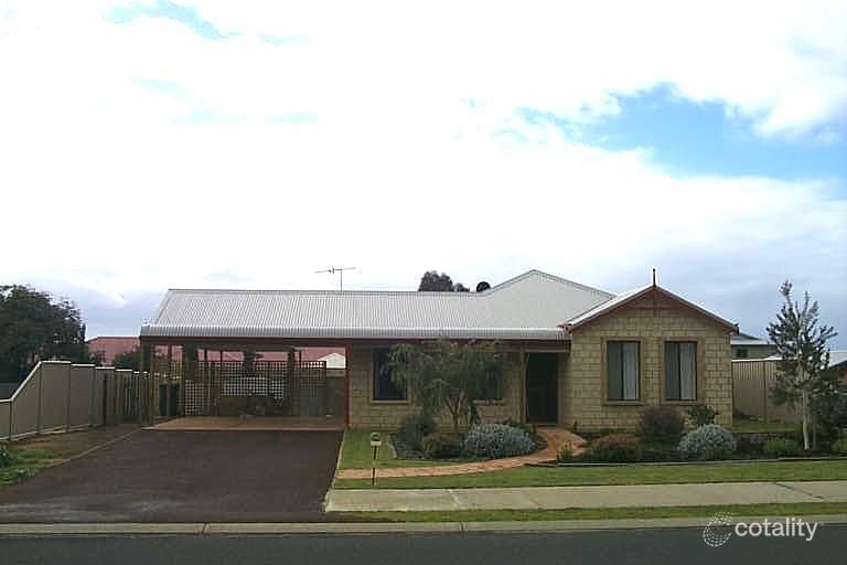 90 Dunsborough Lakes Dr, Dunsborough, WA 6281