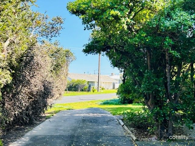 6 Bradford Rd, Goolwa Beach, SA 5214