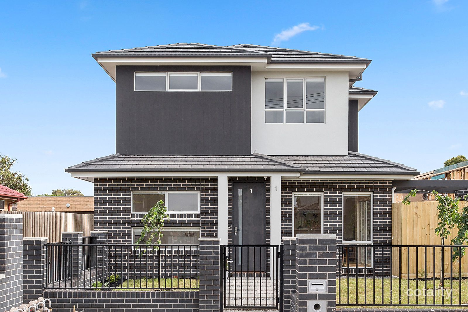 1/11 Riverside Ave, Avondale Heights, VIC 3034
