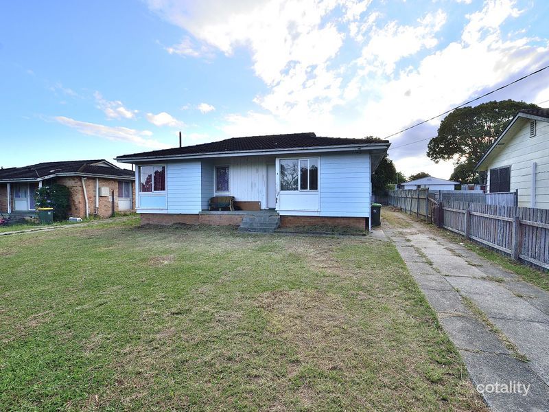 4 Robert Eggins St, South Kempsey, NSW 2440