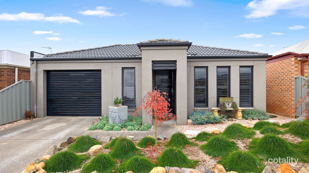 12 Ashwood Gdns, Mitchell Park, VIC 3355