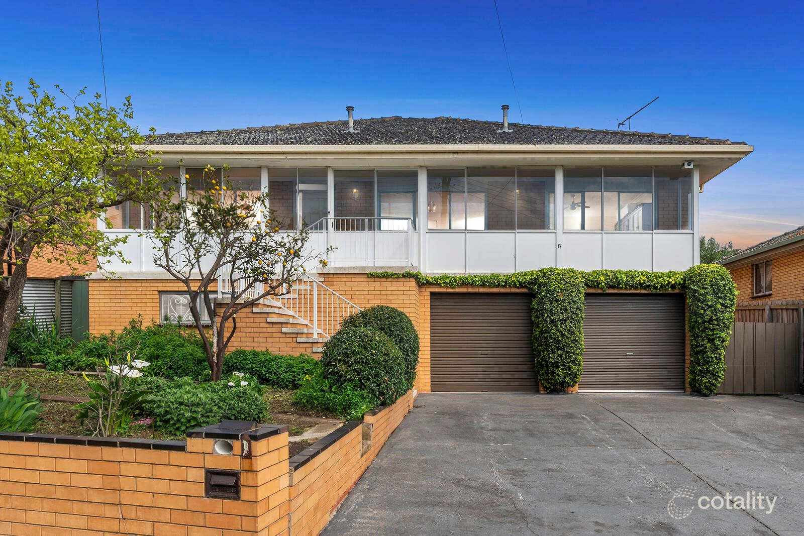 8 Eagleview Cres, Bell Post Hill, VIC 3215