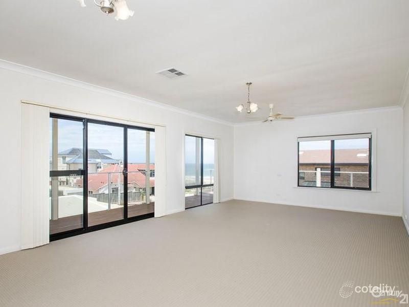 14 Gulf Pde, South Brighton, SA 5048