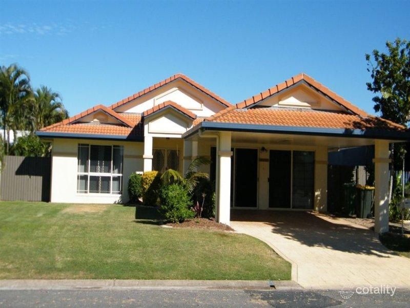 19 Prudhoe St, East Mackay, QLD 4740