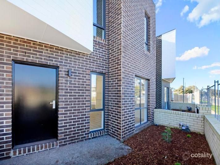 32 Gorge Rd, South Morang, VIC 3752