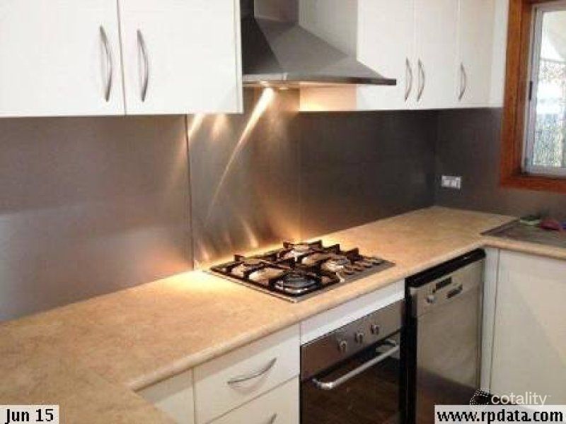 14 Plover Ave, Paradise Point, QLD 4216