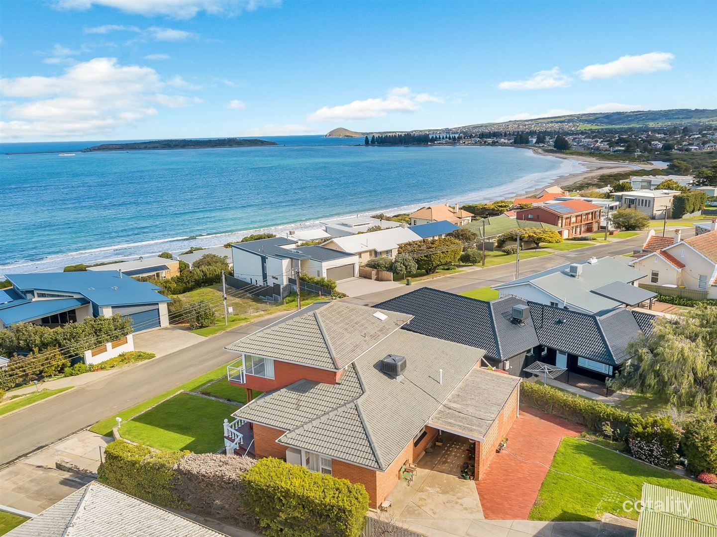 19 Heggerton St, Mccracken, SA 5211