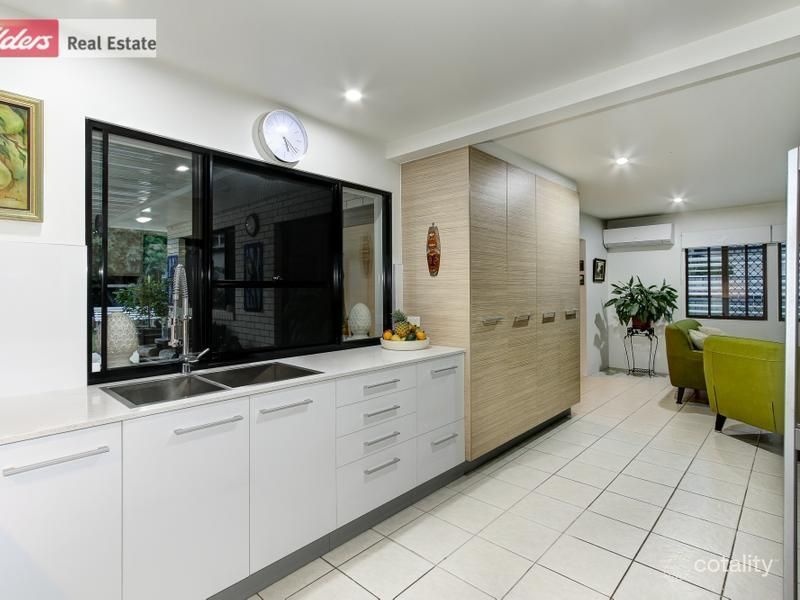 9-11 Charleville St, Point Vernon, QLD 4655