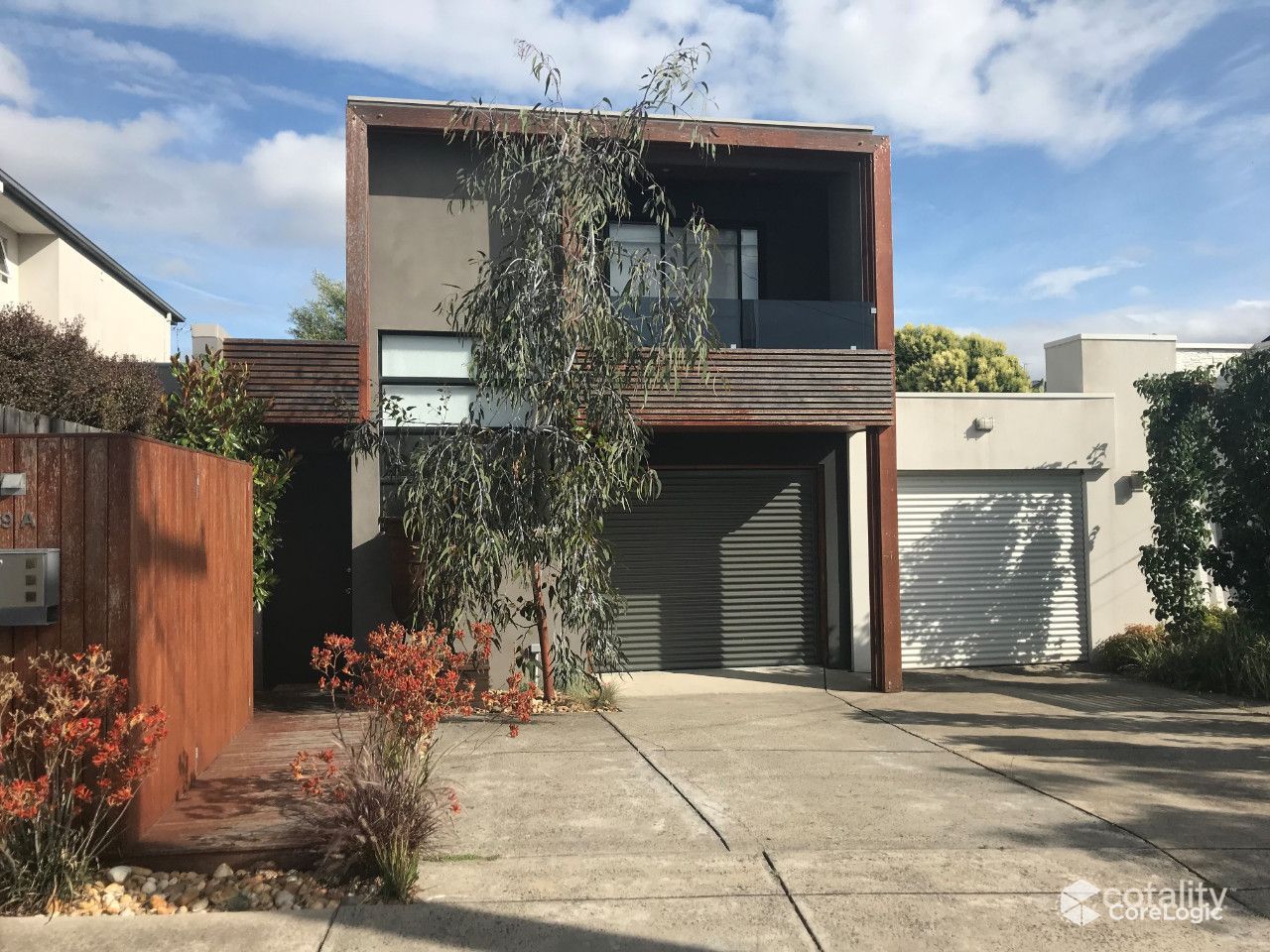 2/69 Hampden St, Mornington, VIC 3931