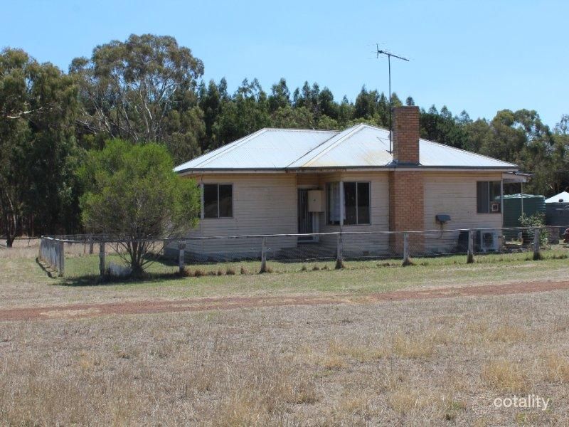 530 Old Crusher Rd, Byaduk, VIC 3301