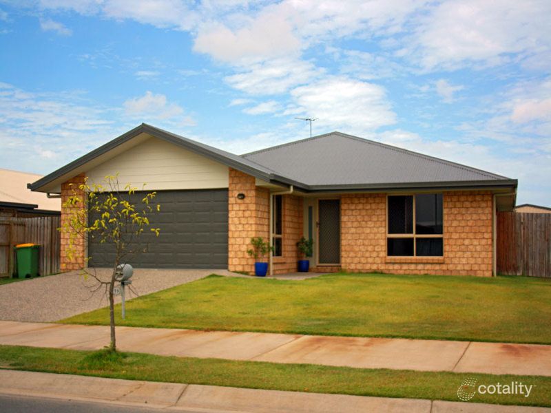19 Botanical Dr, Ooralea, QLD 4740