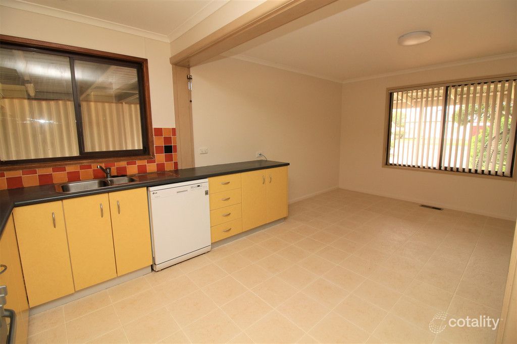 26 Henry St, Yenda, NSW 2681