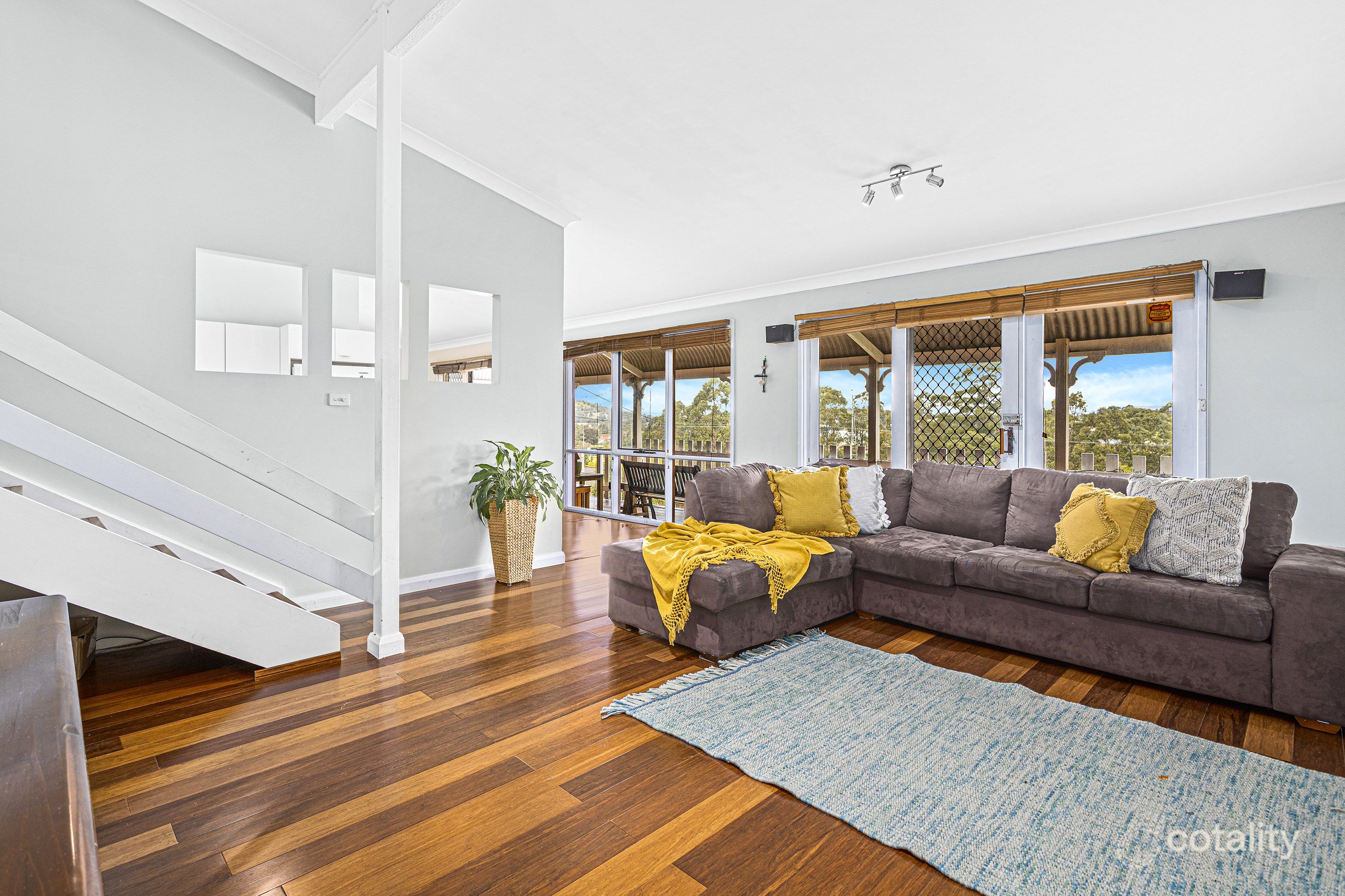 24 Bruce St, Unanderra, NSW 2526