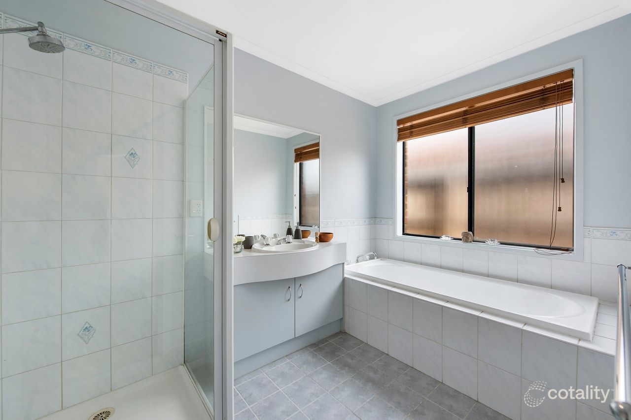 5 Torro Walk, Sydenham, VIC 3037