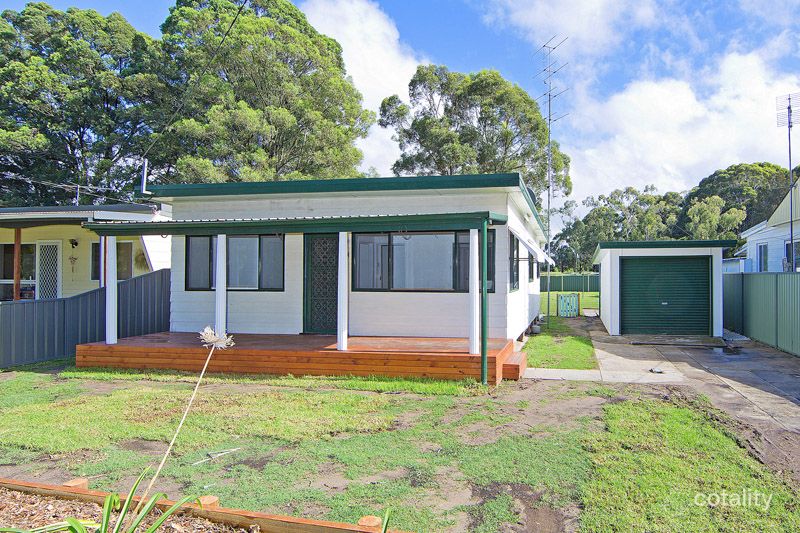 39 Geoffrey Rd, Chittaway Point, NSW 2261
