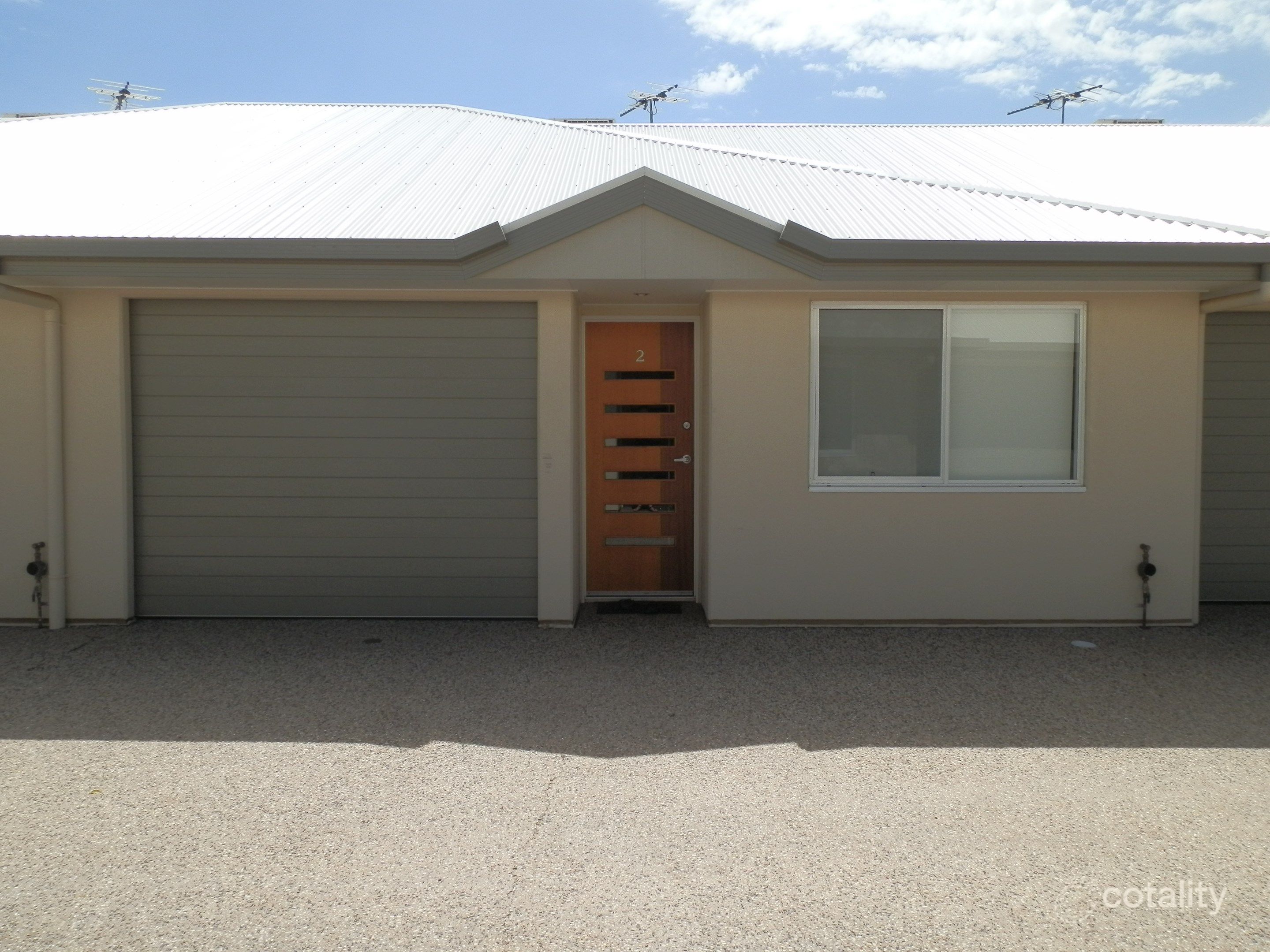 2/53 Retro St, Emerald, QLD 4720