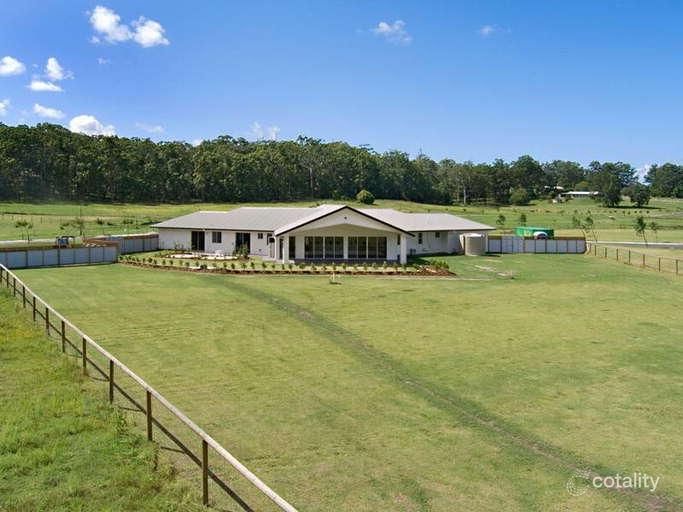 4 Mckeiver Ct, Glenview, QLD 4553