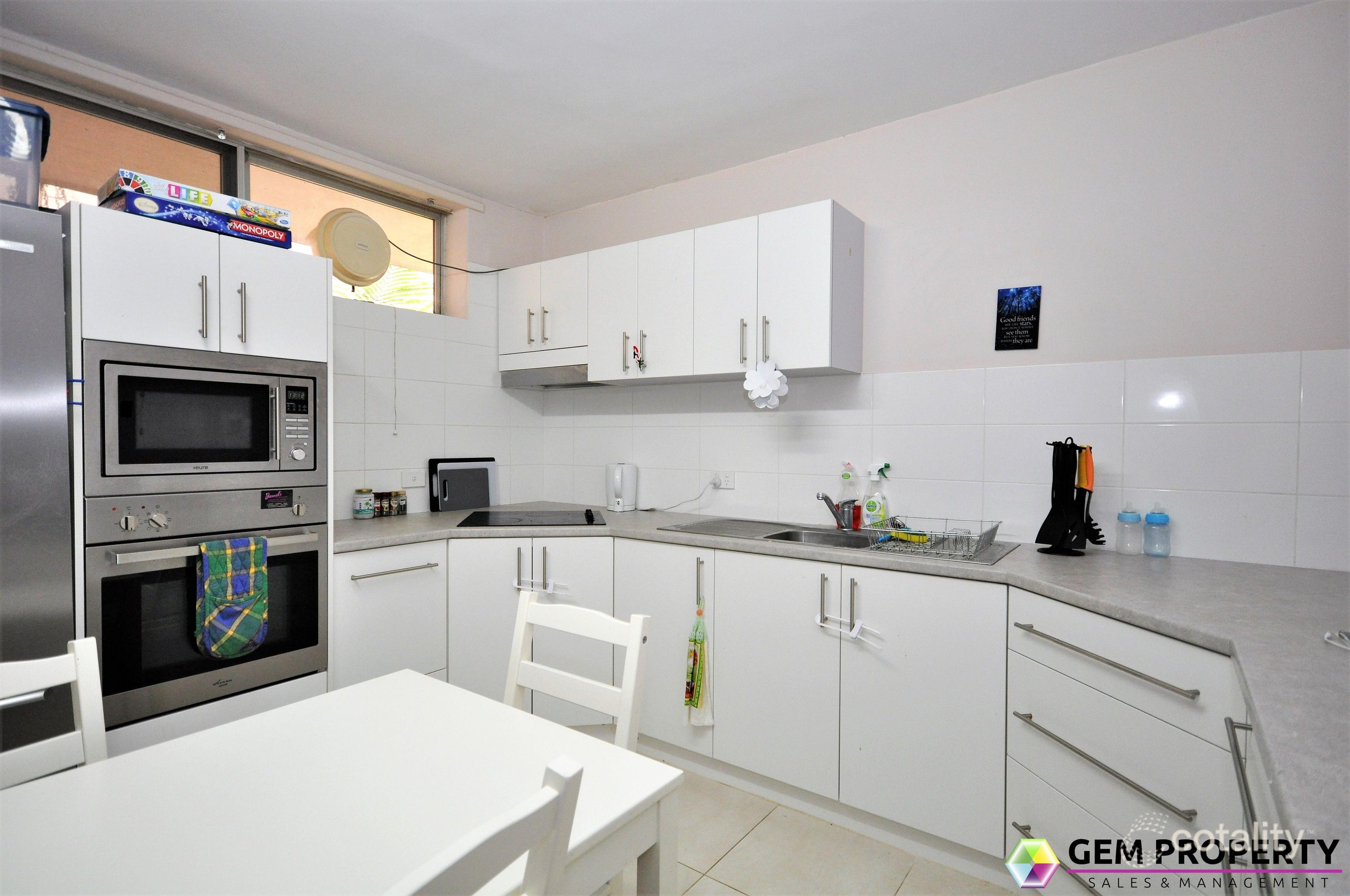 13/2 Pengilly Rd, Orelia, WA 6167