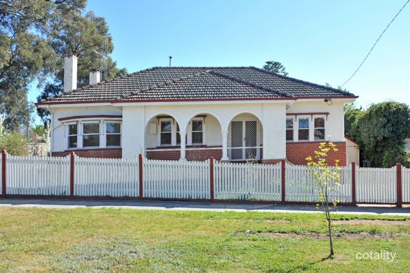 26 Hallam St, Quarry Hill, VIC 3550