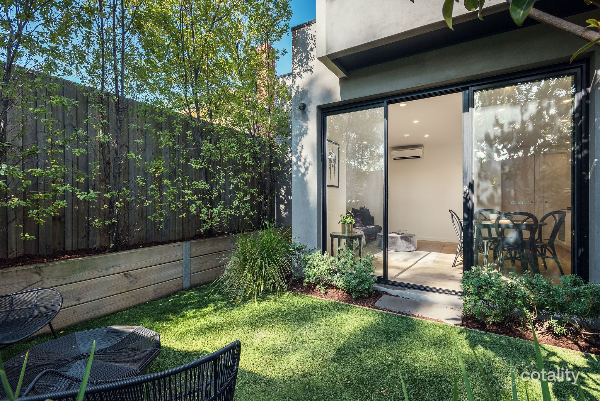 2/8 Railway Cres, Bentleigh, VIC 3204
