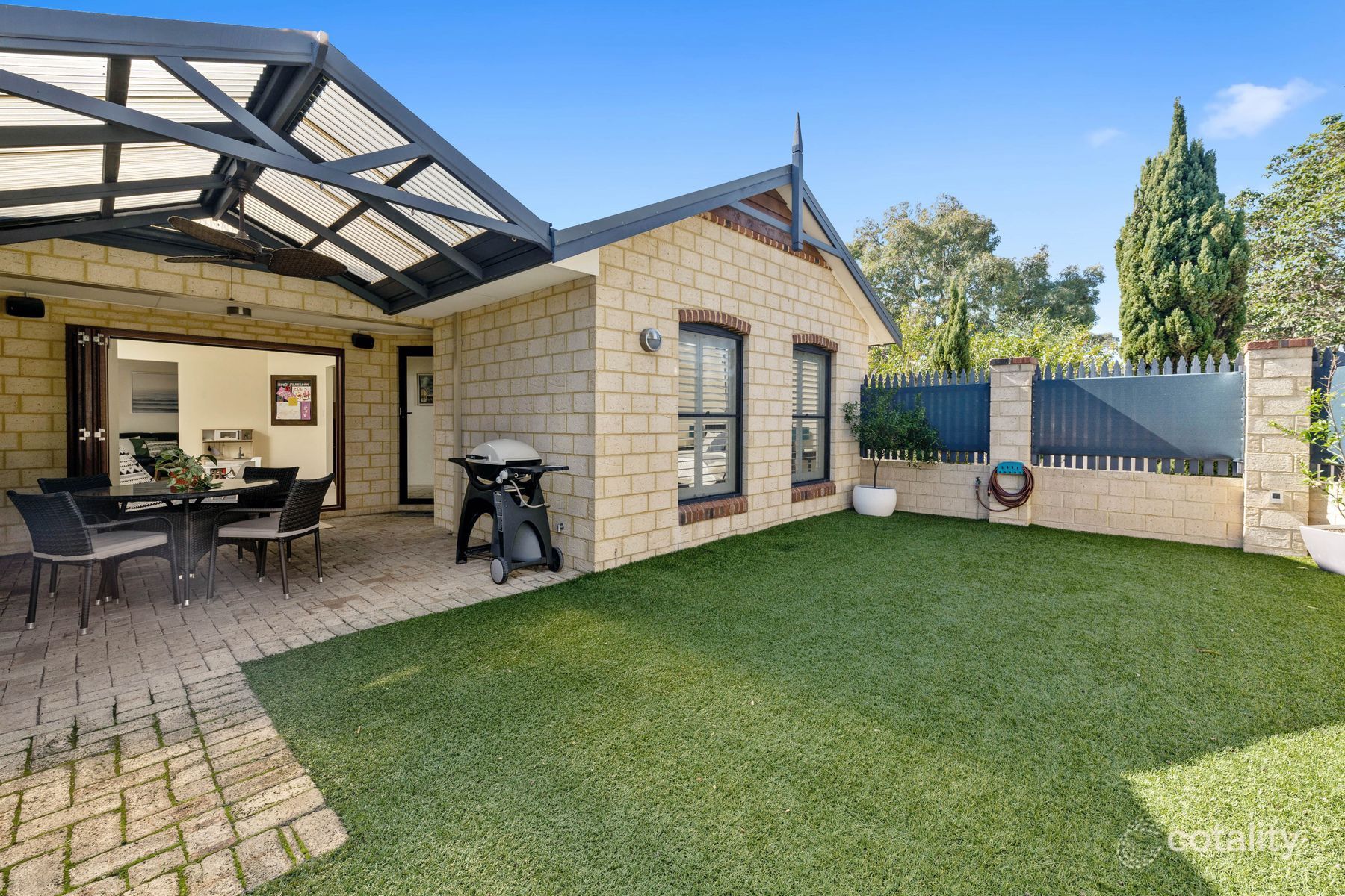 36a Stewart St, Scarborough, WA 6019