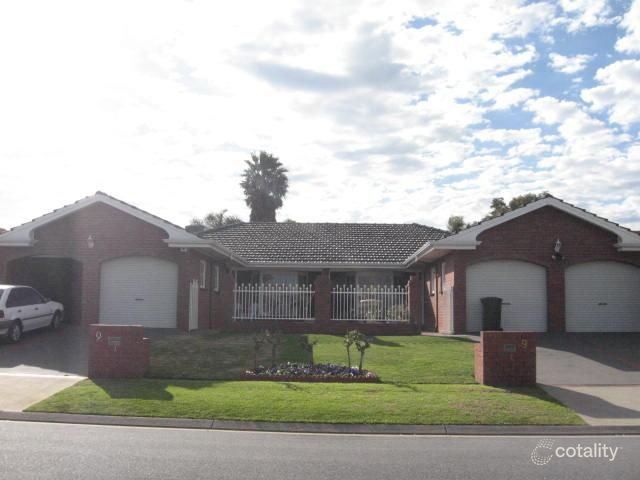 2/9 Cocos Gr, West Lakes, SA 5021