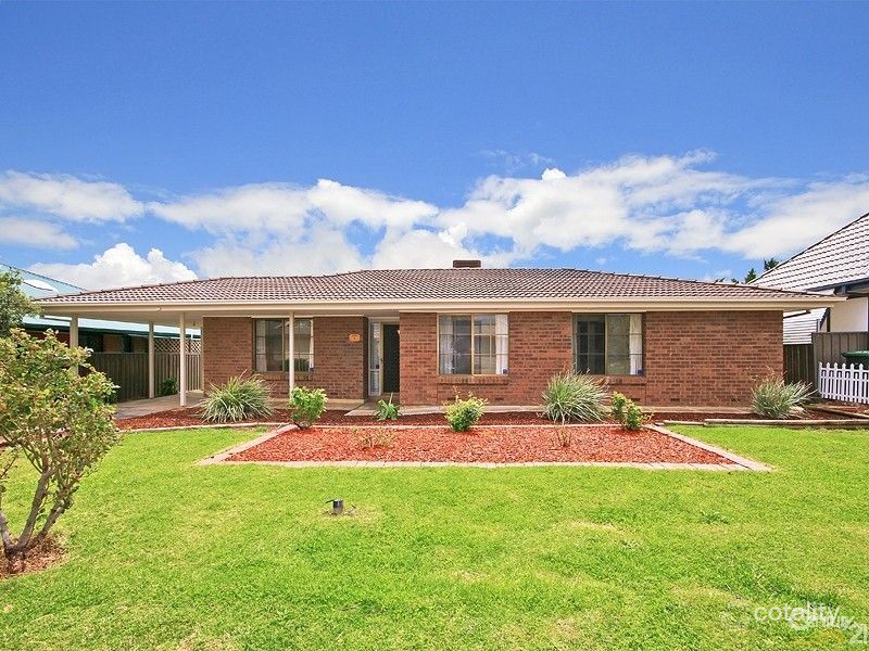 5 Redgate Ct, Moana, SA 5169