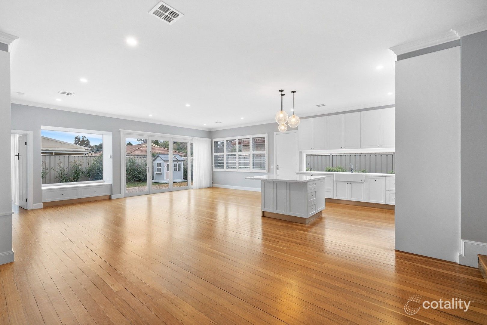 27 Wambool St, Narrabundah, ACT 2604