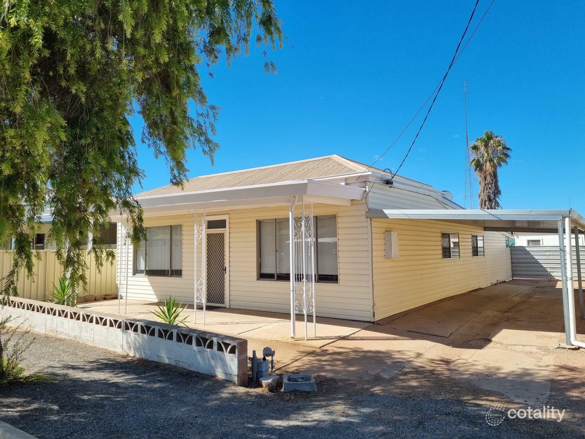 24 Queen St, Solomontown, SA 5540