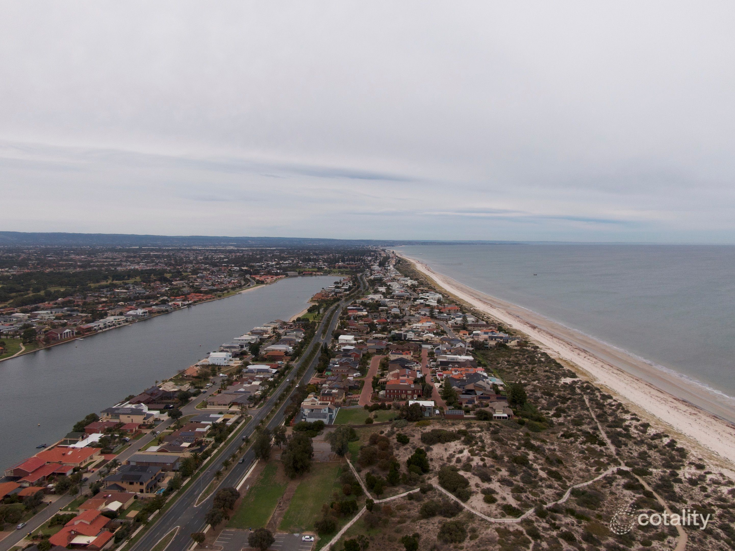 10 Mawson Cl, Tennyson, SA 5022