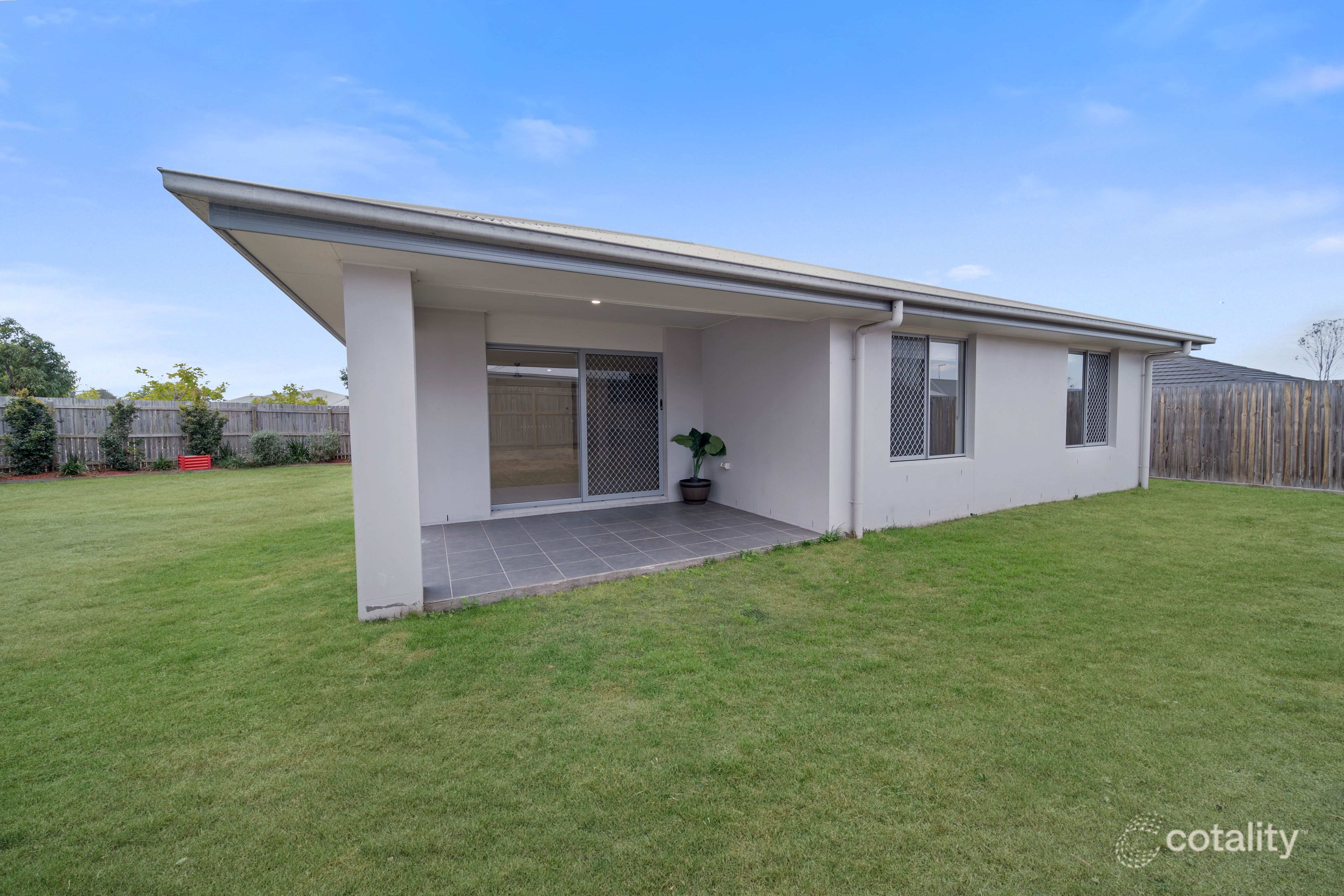 50 Summerview Ave, Yarrabilba, QLD 4207