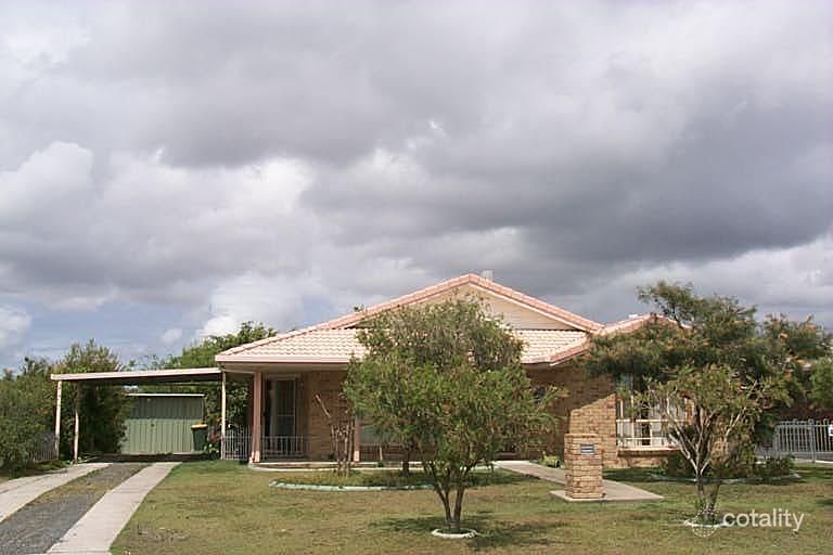 32 Aimee Dr, Urangan, QLD 4655