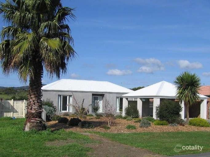 93 Country Club Dr, Safety Beach, VIC 3936