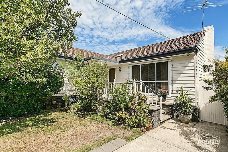 15 Bakers Rd, Oakleigh South, VIC 3167