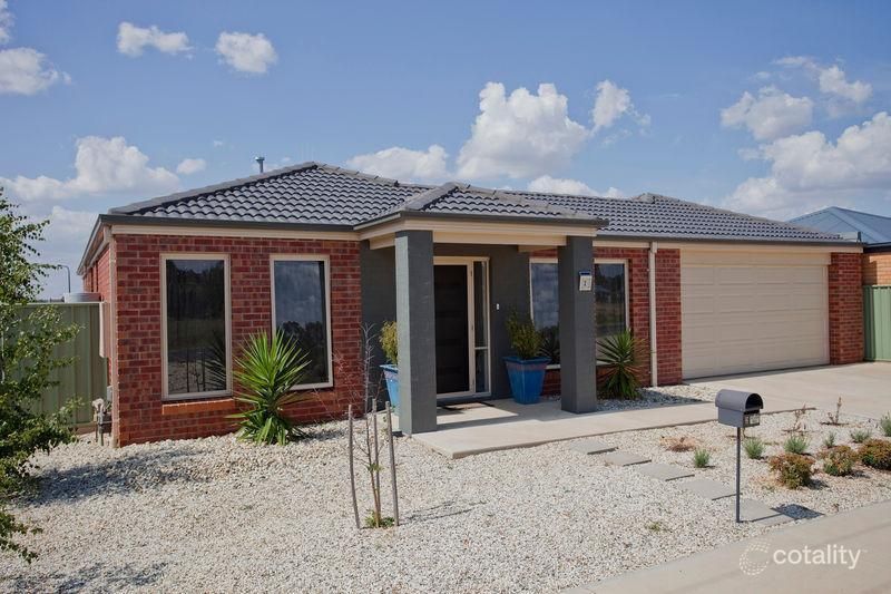 2 Greenfield Dr, Epsom, VIC 3551