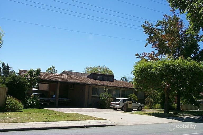 16 Coomoora Rd, Mount Pleasant, WA 6153