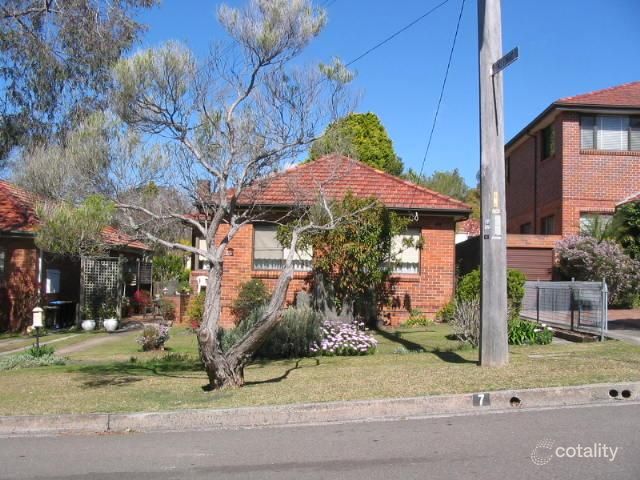 7 Lister Ave, Seaforth, NSW 2092