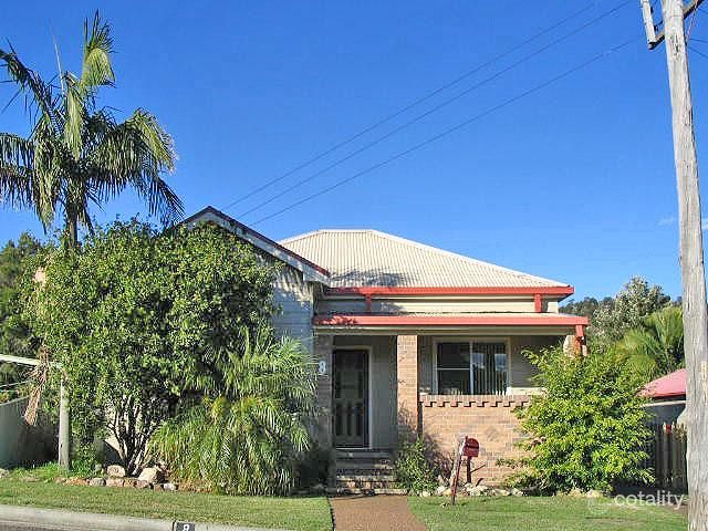 8 Albert St, Speers Point, NSW 2284