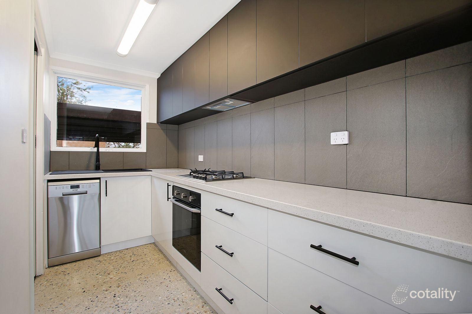 31/588 Oliver St, Lavington, NSW 2641