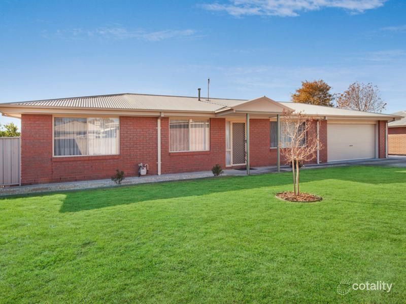 3/12 Oakmont Cct, West Wodonga, VIC 3690